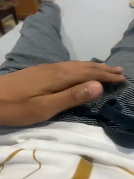 Snapshot of youngsterSA223 chatting on April 2026 10:12:02 PM youngsterSA223 online show from April 2026 10:12:02 PM