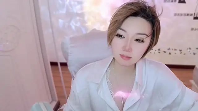 Snapshot of zhuzhu-66 chatting on July 2026 07:44:01 AM zhuzhu-66 online show from July 2026 07:44:01 AM