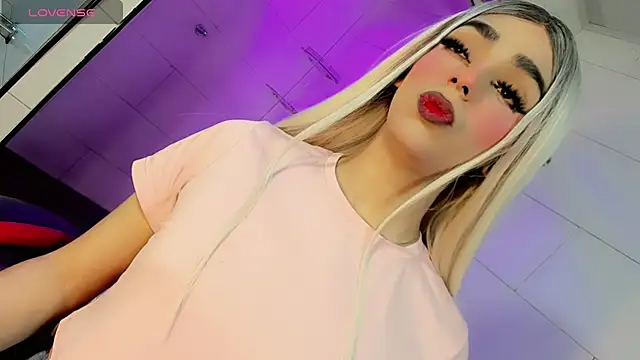Snapshot of Maddye_Fox chatting on July 2026 03:30:01 AM Maddye Fox online show from July 2026 03:30:01 AM