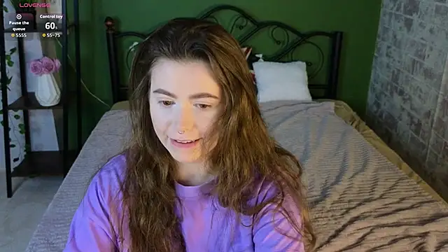 LovingWhisperr online show from April 2026 06:36:01 AM