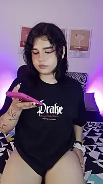 Snapshot of Daniellesins1 chatting on March 2026 04:39:01 AM Daniellesins1 online show from March 2026 04:39:01 AM