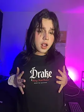 Snapshot of Daniellesins1 chatting on April 2026 03:34:01 AM Daniellesins1 online show from April 2026 03:34:01 AM