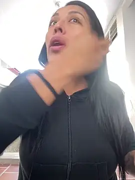 Emma Sanz   online show from March 2026 12:44:01 PM