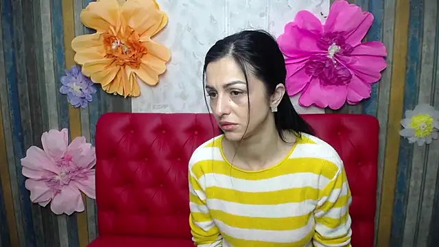 Snapshot of EvaClarkk chatting on April 2026 05:13:01 AM EvaClarkk online show from April 2026 05:13:01 AM