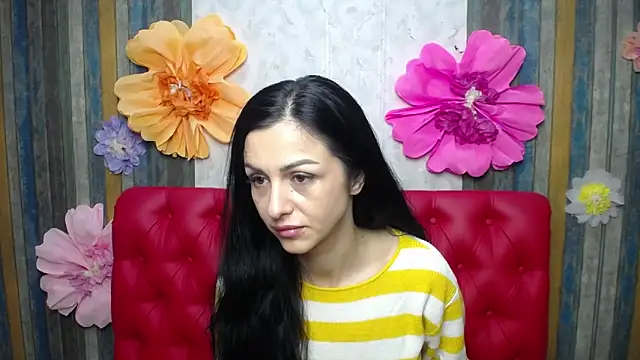 Snapshot of EvaClarkk chatting on April 2026 05:14:01 AM EvaClarkk online show from April 2026 05:14:01 AM