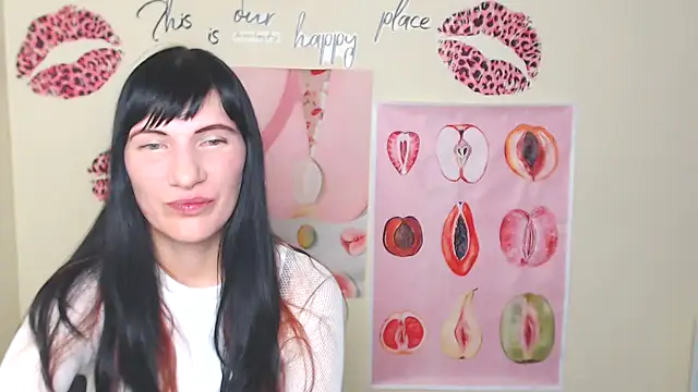 Snapshot of Rosalinda_ro chatting on March 2026 06:18:02 PM Rosalinda ro online show from March 2026 06:18:02 PM