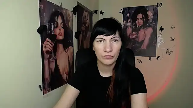 Snapshot of Rosalinda_ro chatting on April 2026 12:10:01 PM Rosalinda ro online show from April 2026 12:10:01 PM