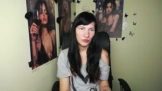 Snapshot of Rosalinda_ro chatting on April 2026 06:25:01 PM Rosalinda ro online show from April 2026 06:25:01 PM
