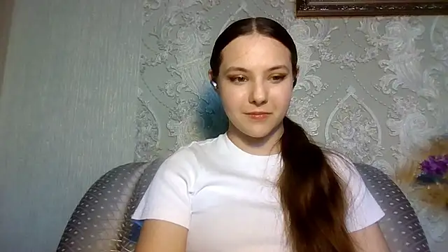 YuniNeko online show from March 2026 02:06:02 PM