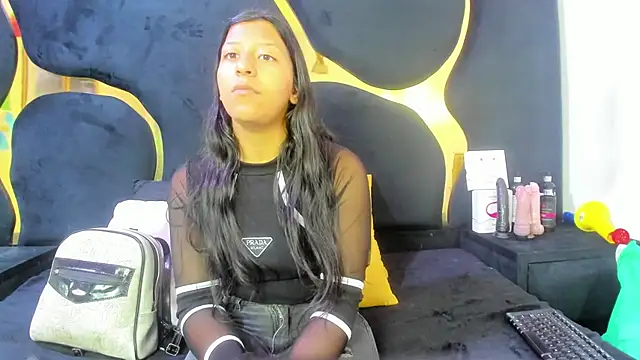 Vaneline2 online show from July 2026 03:38:02 PM