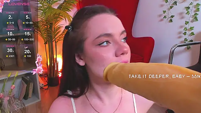 Snapshot of SinfulMoves chatting on April 2026 08:47:01 PM SinfulMoves online show from April 2026 08:47:01 PM