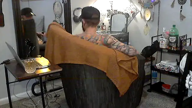 Snapshot of F_D_R_ chatting on February 2026 05:49:01 AM F D R online show from February 2026 05:49:01 AM