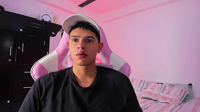 Adrian Prime  online show from February 2026 07:21:02 PM