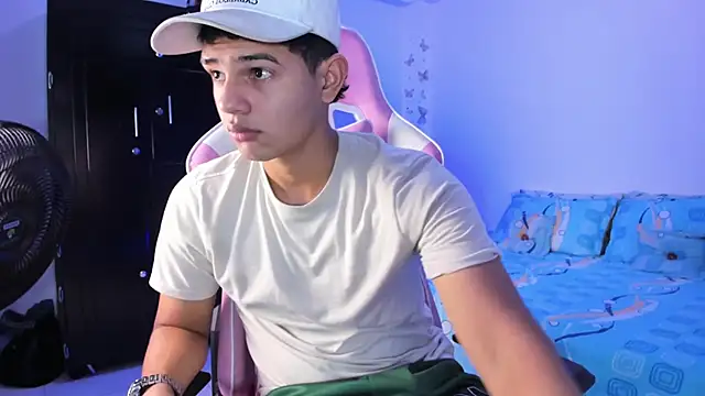 Adrian Prime  online show from February 2026 08:07:01 PM