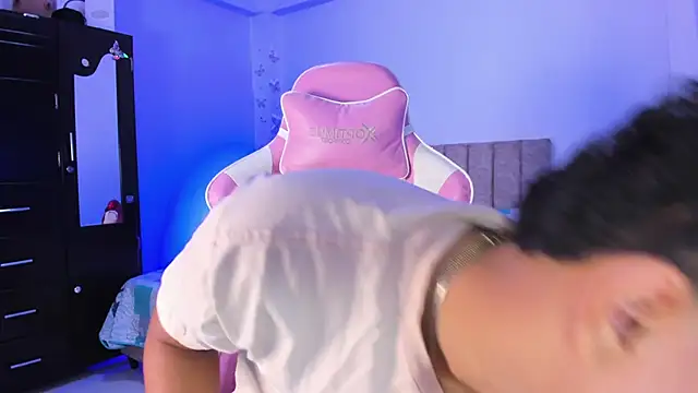 Adrian Prime  online show from March 2026 07:07:02 PM