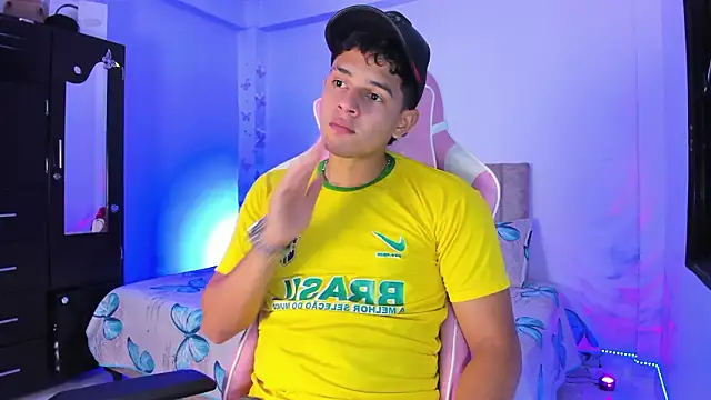 Adrian Prime  online show from March 2026 07:13:02 PM