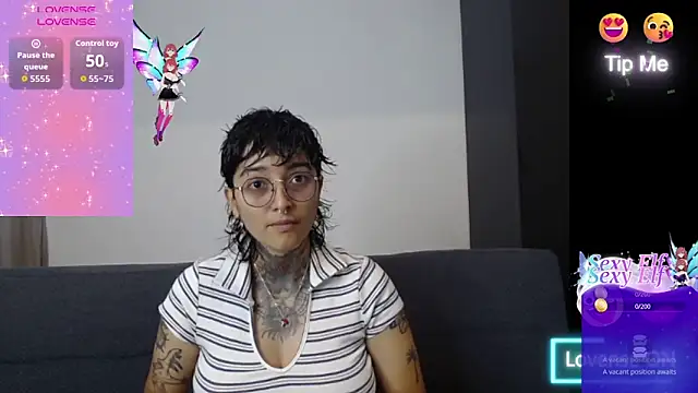 Snapshot of Ivyravens chatting on April 2026 08:55:02 PM Ivyravens online show from April 2026 08:55:02 PM