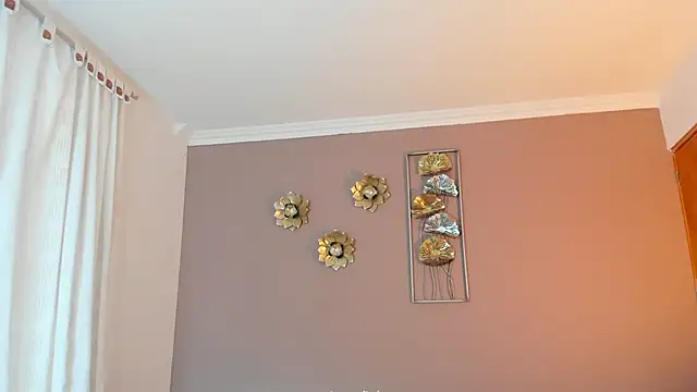 neyder sanz online show from February 2026 12:39:02 PM