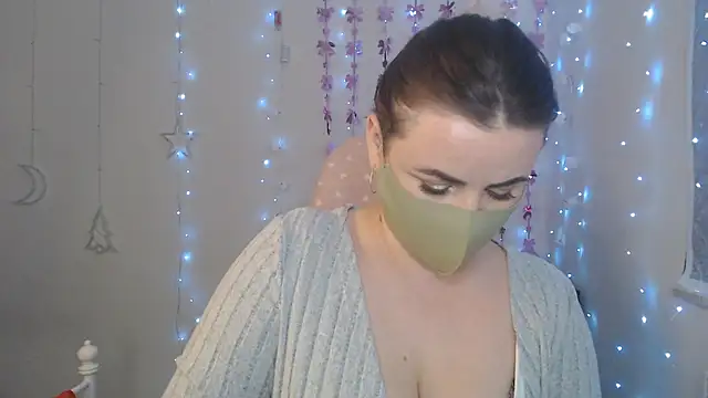 Snapshot of Avelina1 chatting on April 2026 08:25:01 AM Avelina1 online show from April 2026 08:25:01 AM