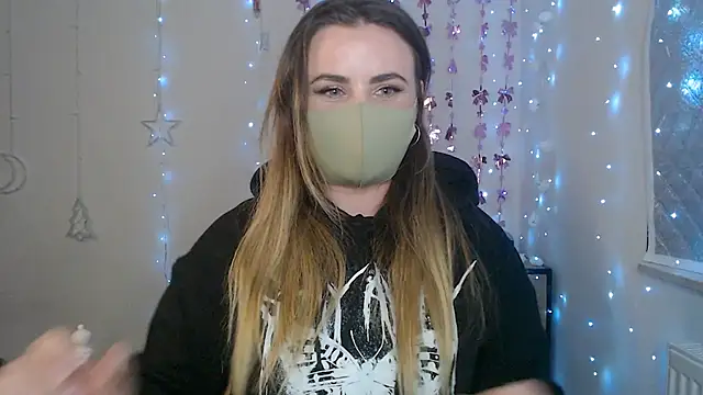 Snapshot of Avelina1 chatting on April 2026 09:04:01 PM Avelina1 online show from April 2026 09:04:01 PM