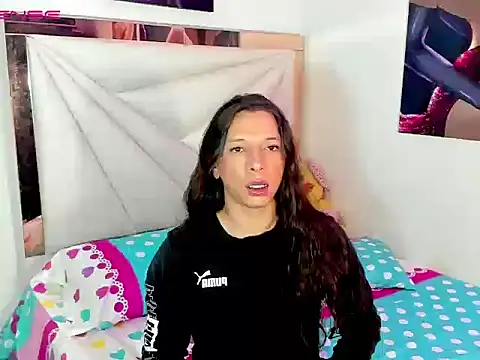 Snapshot of ale-noah chatting on March 2026 12:39:01 AM ale-noah online show from March 2026 12:39:01 AM