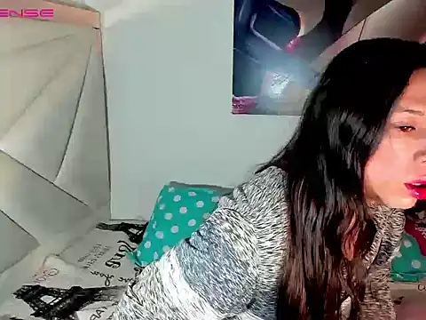 Snapshot of ale-noah chatting on March 2026 04:01:01 AM ale-noah online show from March 2026 04:01:01 AM