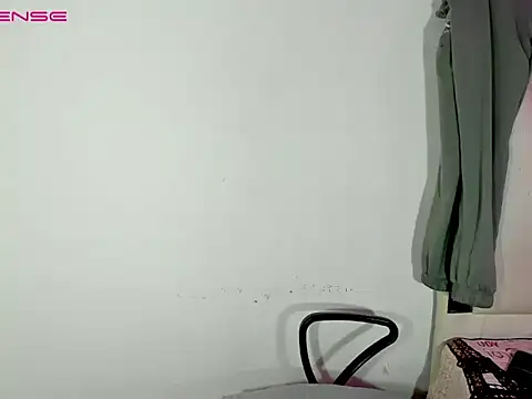 Snapshot of ale-noah chatting on March 2026 01:56:01 PM ale-noah online show from March 2026 01:56:01 PM