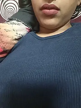 komalsharma99 online show from May 2026 07:32:02 PM