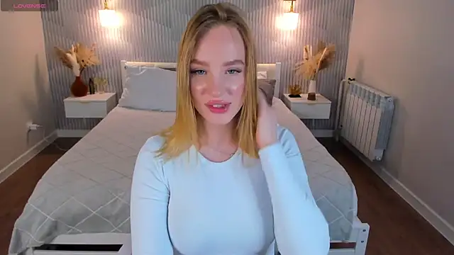 Snapshot of DaraLex_ chatting on February 2026 08:18:01 AM DaraLex online show from February 2026 08:18:01 AM