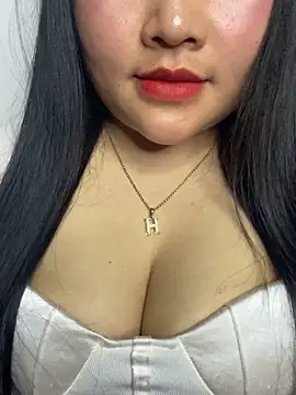 Violet pusy online show from April 2026 02:25:01 PM