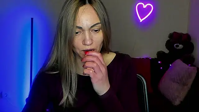 BlondMikey22 online show from April 2026 05:28:01 PM