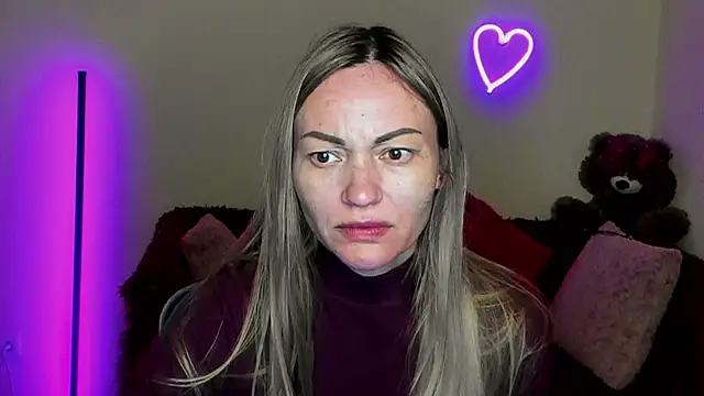 BlondMikey22 online show from April 2026 11:26:02 AM