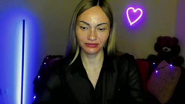 BlondMikey22 online show from May 2026 02:45:01 PM