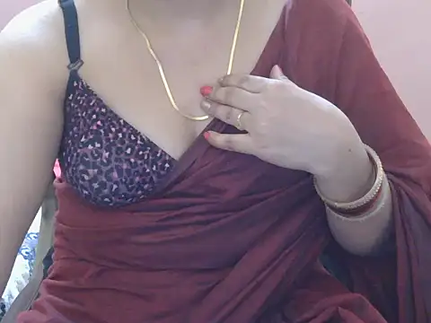 Snapshot of Cute_Sheetal chatting on April 2026 01:21:01 PM Cute Sheetal online show from April 2026 01:21:01 PM