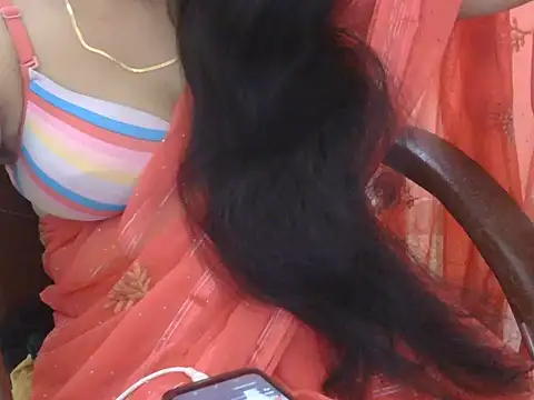 Snapshot of Cute_Sheetal chatting on April 2026 01:41:02 PM Cute Sheetal online show from April 2026 01:41:02 PM