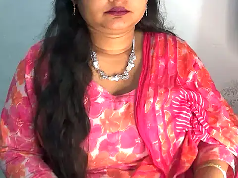 Snapshot of Saniya_K2 chatting on April 2026 07:15:02 PM Saniya K2 online show from April 2026 07:15:02 PM