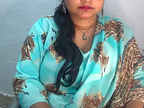 Snapshot of Saniya_K2 chatting on July 2026 05:33:02 PM Saniya K2 online show from July 2026 05:33:02 PM