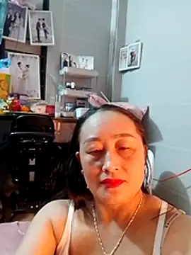 Snapshot of Jolie_sexy chatting on March 2026 03:29:01 PM Jolie sexy online show from March 2026 03:29:01 PM