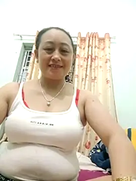 Snapshot of Jolie_sexy chatting on April 2026 09:12:02 PM Jolie sexy online show from April 2026 09:12:02 PM