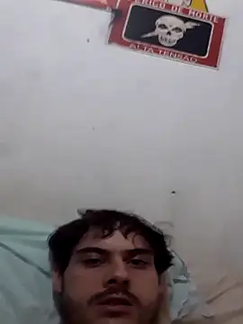 henriquefc2712 online show from April 2026 11:11:01 AM