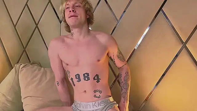 Snapshot of RyanRife chatting on March 2026 08:25:01 PM RyanRife online show from March 2026 08:25:01 PM