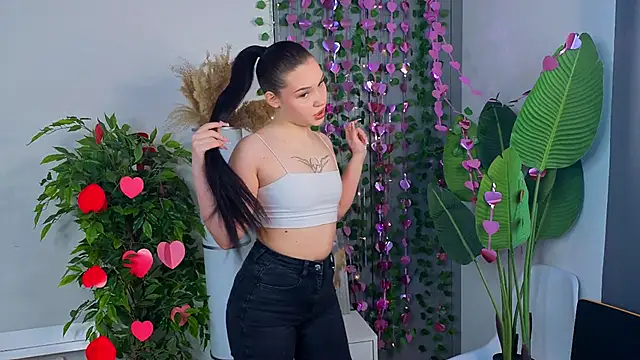 RoxannRunk online show from February 2026 06:42:01 AM