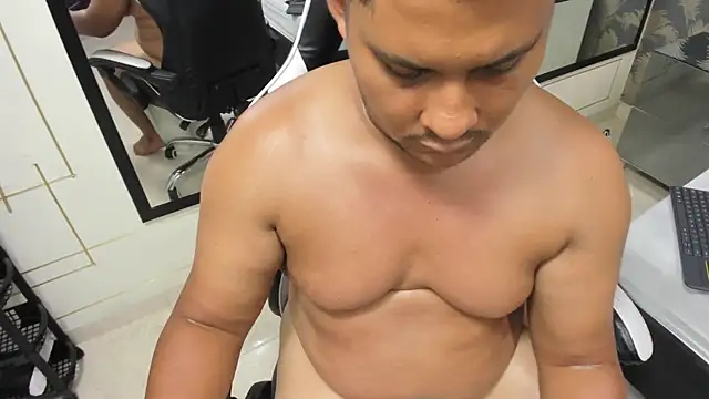 LaimCarterss online show from February 2026 12:05:02 AM