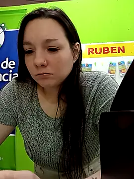 Snapshot of Beesametoda chatting on March 2026 06:46:02 PM Beesametoda online show from March 2026 06:46:02 PM