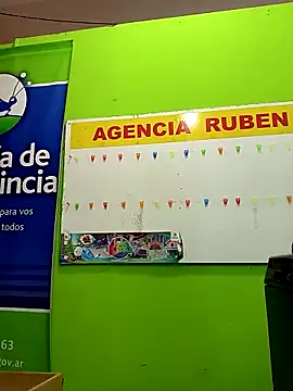 Snapshot of Beesametoda chatting on April 2026 07:44:02 PM Beesametoda online show from April 2026 07:44:02 PM