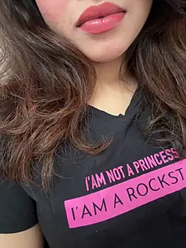 Snapshot of riya_sharma11 chatting on February 2026 11:50:01 AM riya sharma11 online show from February 2026 11:50:01 AM