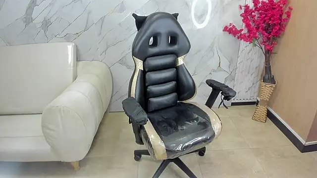 rox luxury tf online show from February 2026 03:49:02 PM