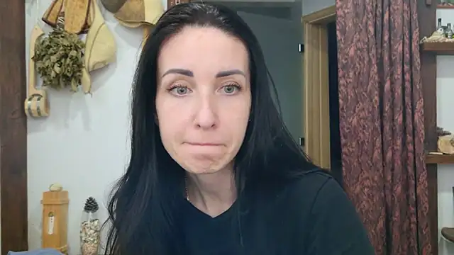 Snapshot of Poorlamb911 chatting on April 2026 06:49:02 PM Poorlamb911 online show from April 2026 06:49:02 PM