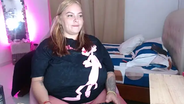 Snapshot of Angiegranados chatting on April 2026 02:26:02 AM Angiegranados online show from April 2026 02:26:02 AM