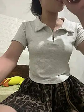 DoliceGirl2k online show from May 2026 02:45:02 PM
